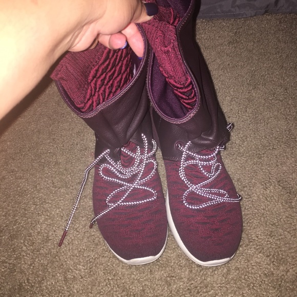 New Nike Roshe Hybird Flyknit Boots - Picture 2 of 6